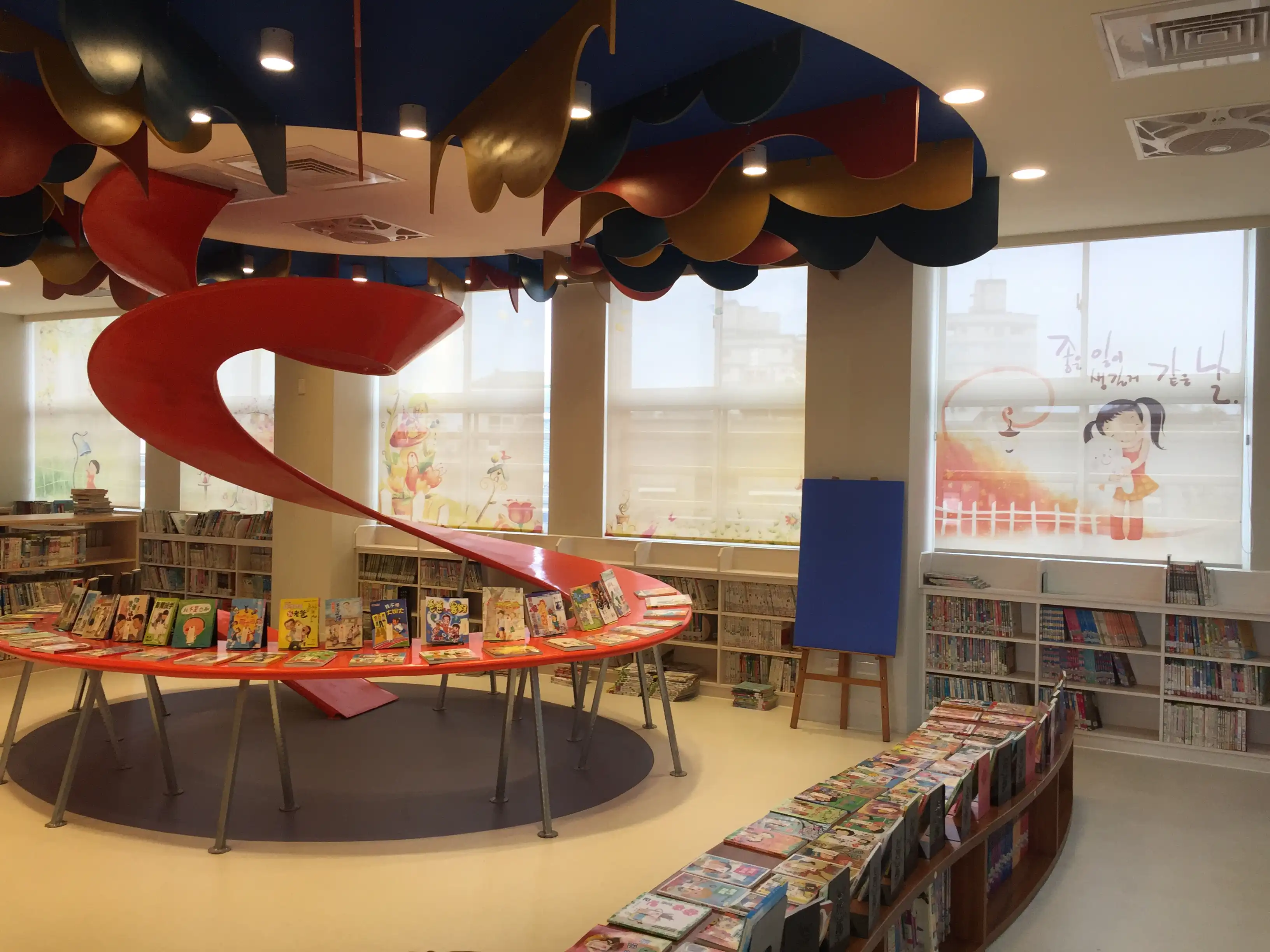 大里區｜永隆國小圖書館 作品照片 1